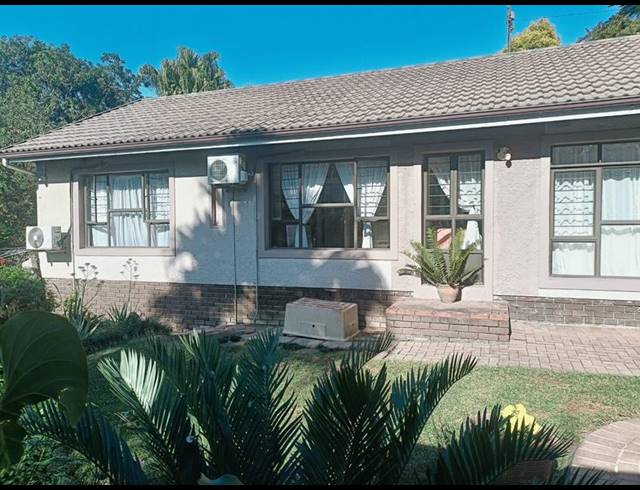 4 BEDROOM HOUSE FOR SALE IN PINETOWN